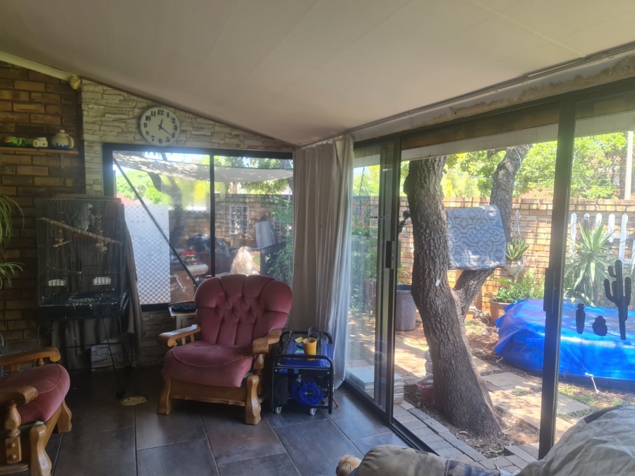 3 Bedroom Property for Sale in Geelhoutpark North West